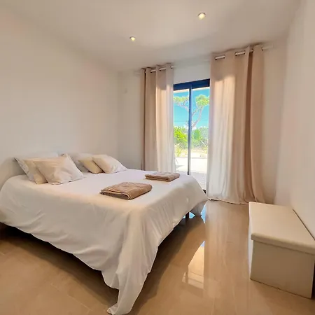 Villa La 239 *